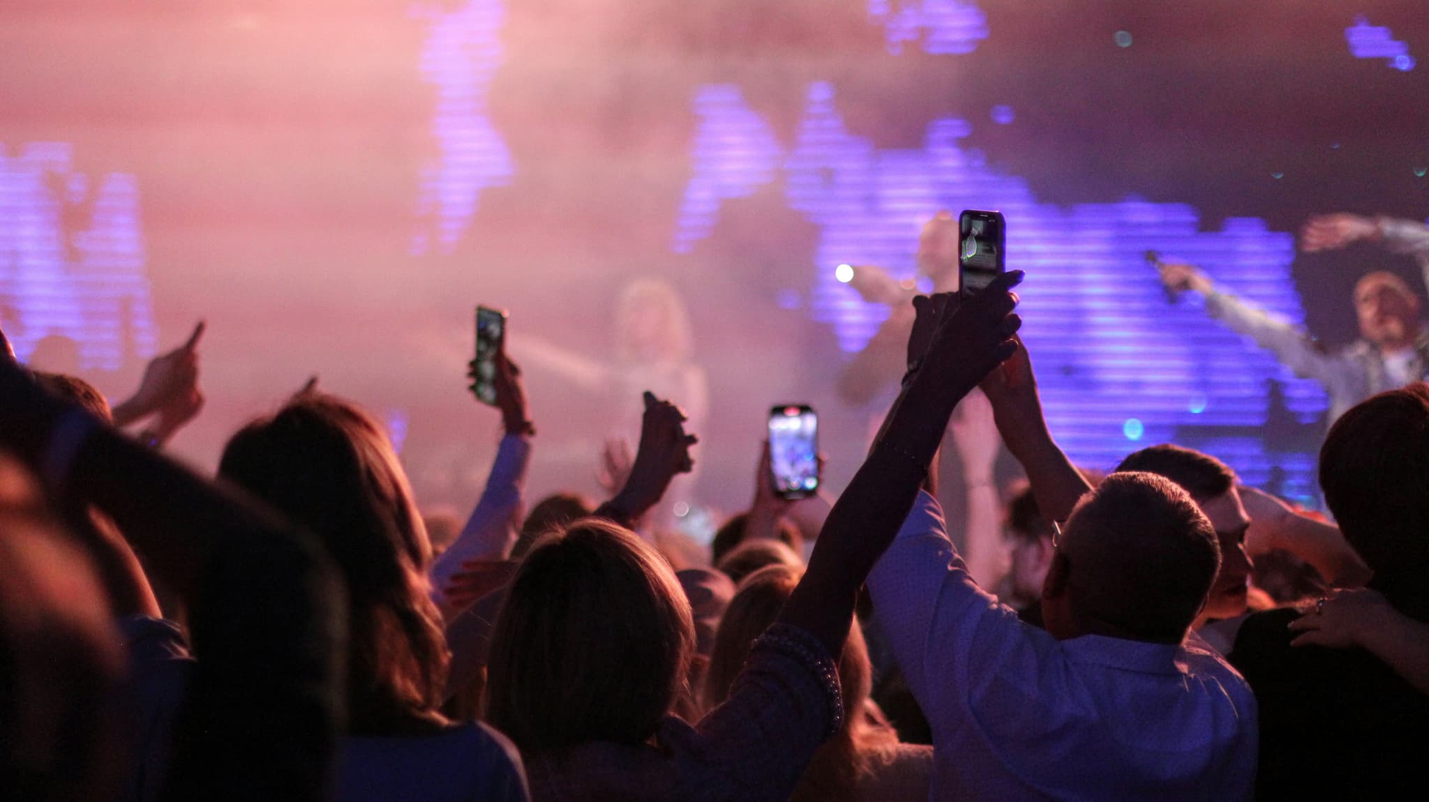 Chakap QR code sharing screen for inviting guests to contribute to the event gallery